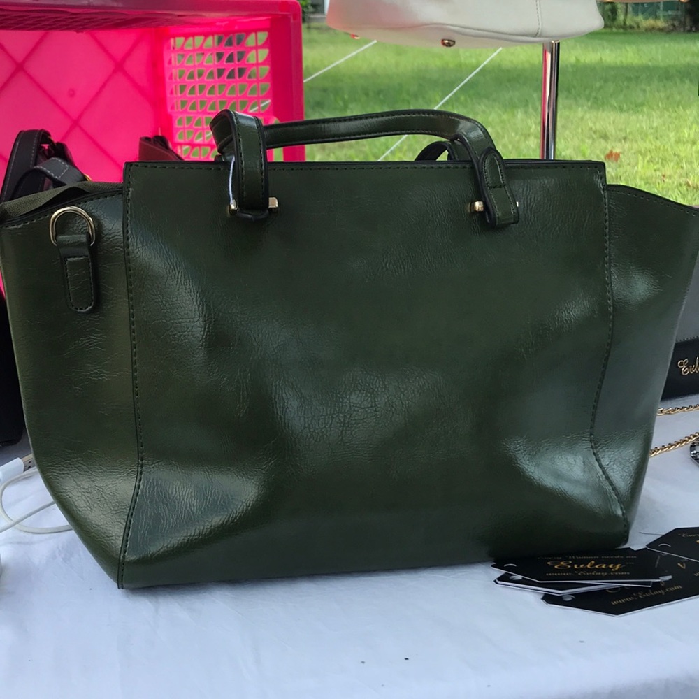 Handbag - Picture 2 of 3